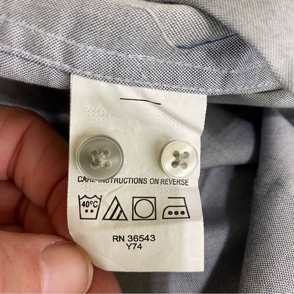 DKNY Men’s Satiny Shaped Slim Fit Natural Stretch Long Sleeve Dress Shirt - Picture 5 of 7